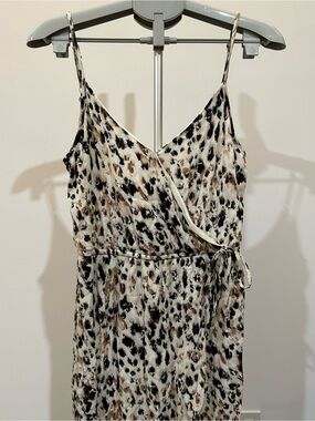 one clothing Beige Floral Print Top with Black and Brown Accents